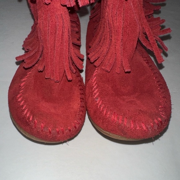 Girl’s Red Suede 3 Layer Fringe Boot - Picture 3 of 9